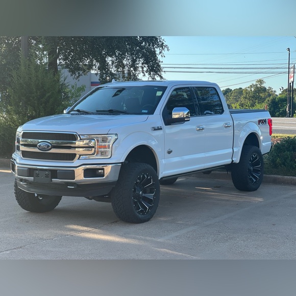 Meet your Posher, Russ - Picture 5 of 9